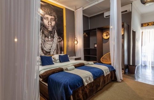 Livingstone Cabina | Ngoma Zanga Lodge