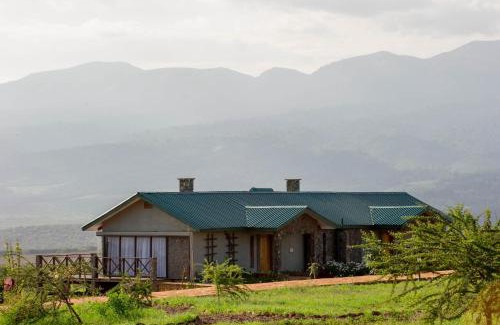 Karatu Cabina | Ngorongoro Oldeani Mountain Lodge