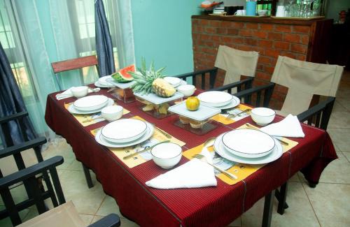 Karatu Villa | Ngorongoro Villa and Restaurant