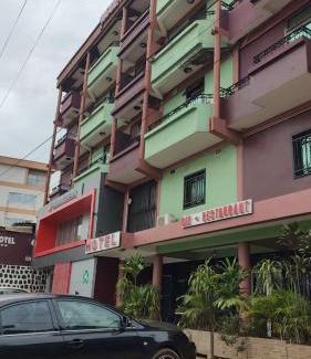 Yaounde Hotel | Ngueye hôtel officiel
