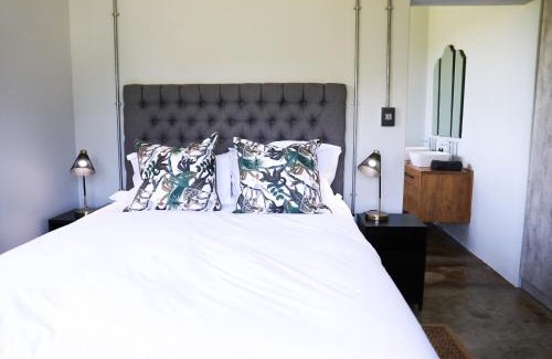 Drummond Apartamento | Nguni Place - a self-catering, modern apartment.