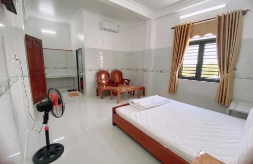 Co Do Cama Y Desayuno | Nhà Nghỉ Hoàng Khanh