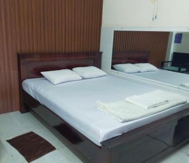 Chau Doc Casa | Nhà Nghỉ Khá Thuận - phòng đôi rộng