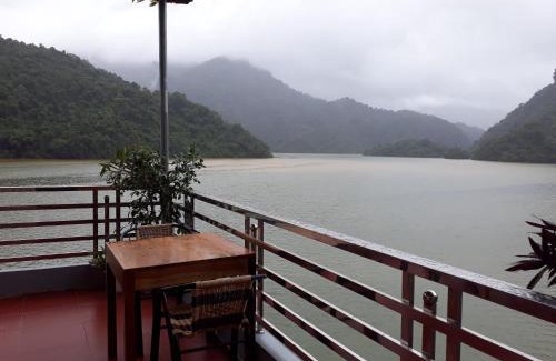 Nam Mau Casa | Nhà nghỉ Sơn Lâm - Panorama lake view