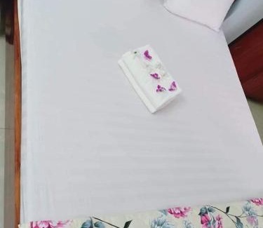 Mai Chau Cama Y Desayuno | Nhà Nghỉ Việt Hùng