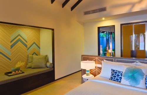 Raalhuveli Island Complejo | NH Collection Maldives Havodda Resort - Stays of 6 nights or more, 50 percent off domestic flights for 2 person