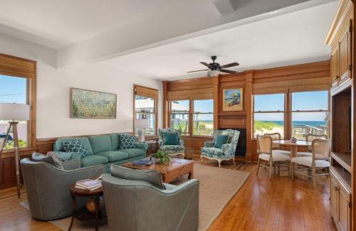 Nags Head Casa | NH340 Gillam Hall