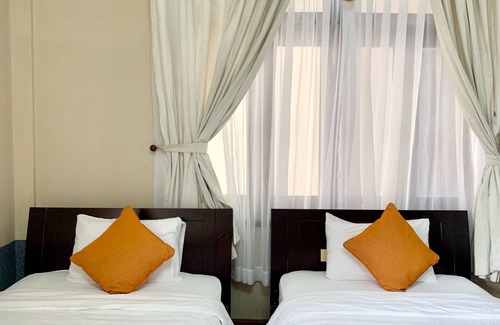 Phuong 10 Hotel | Nhat Huy Hotel