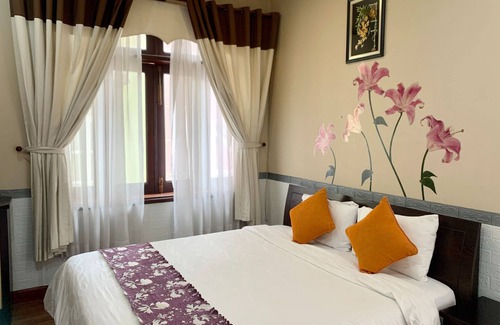 Phuong 10 Hotel | Nhat Huy Hotel