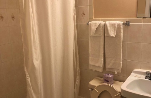Niagara Falls Hotel | Niagara Inn & Suites