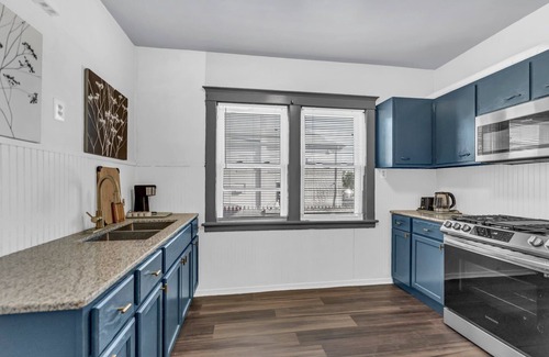 Buffalo Casa | Niagara RiversideView 2King Arcade GameRoom WiFi FreeParkng Office Sleep 10