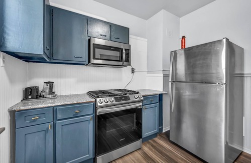 Buffalo Casa | Niagara RiversideView 2King Arcade GameRoom WiFi FreeParkng Office Sleep 10