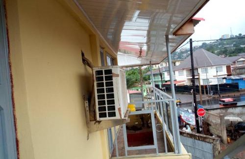 Freetown Apartamento | Nic's Inn