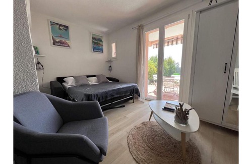 Agay Apartamento | Nice 27m with garden near the beach
