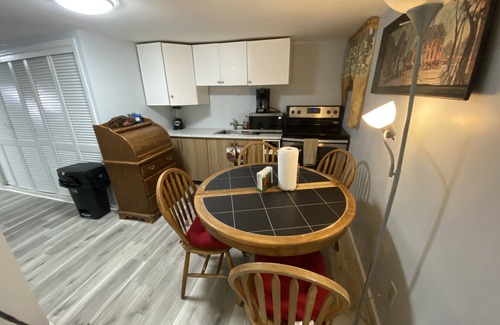 West New York Casa | Nice 2bedroom Apt With Patio Included to