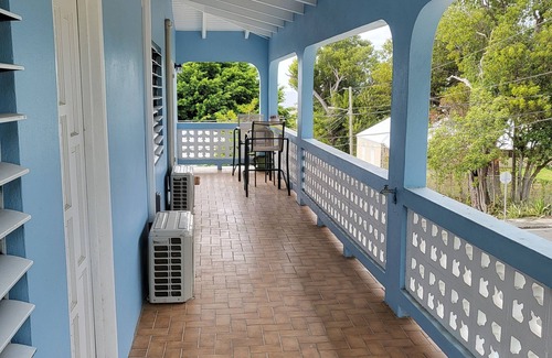 Frederiksted Southeast Apartamento | Nice 3-bedroom apartment with AC in charming, downtown Frederiksted.
