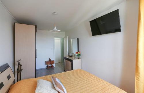 Le Pre-Saint-Gervais Apartamento | Nice 3 rooms with balcony in Pré-Saint-Gervais