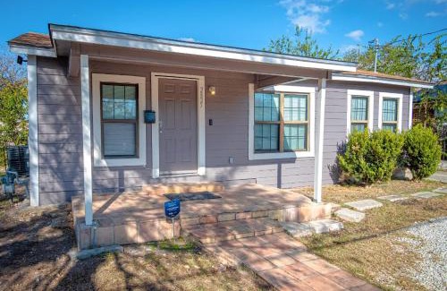 Arena District Casa | Nice 3B 2BA Near Downtown 2 Min AtandT Center