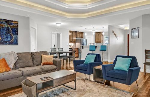 Navarre Casa | Nice 4-Bedroom home 15 mins from the beach