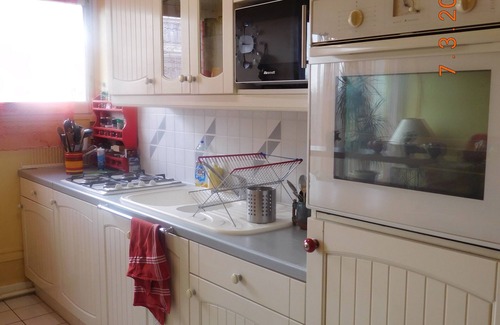 Epinay-sous-Senart Apartamento | Nice 53m² apartment near the forest, the river and the RER station.
