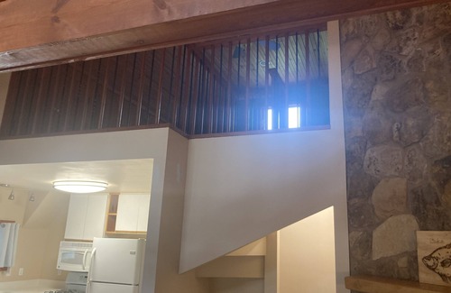 Schnellville Cabina | Nice A-Frame cabin located in an isolated area. Borders Patoka Lake property.