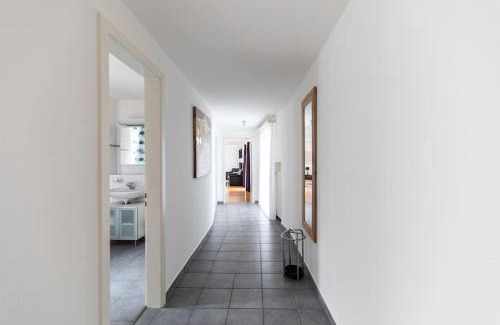 Seefeld Apartamento | Nice and big 1 bedroom flat city center/near lake (Dahlia8)