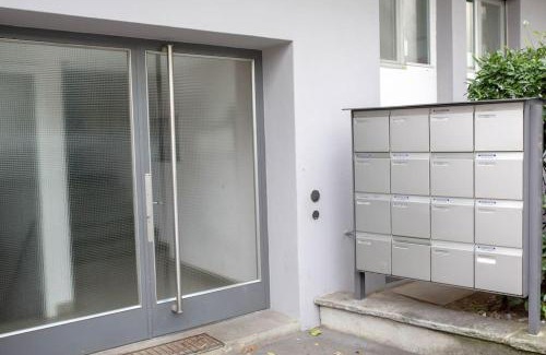 Seefeld Apartamento | Nice and big 1 bedroom flat city center/near lake (Dahlia8)
