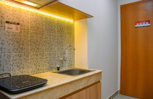 Pondokcina Apartamento | Nice And Cozy Studio At Evenciio Apartment
