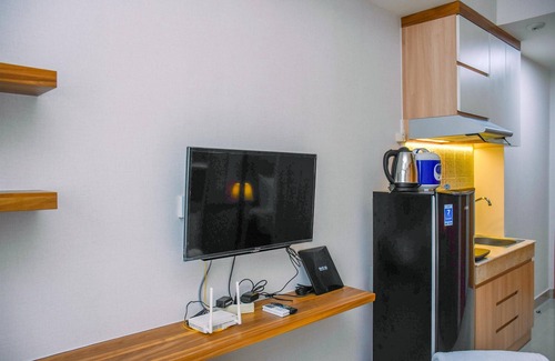 Pondokcina Apartamento | Nice And Cozy Studio At Evenciio Apartment