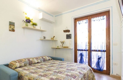 Pirotto Li Frati Apartamento | Bonito y acogedor apartamento x4, ubicado a solo 500m de la playa de Baia delle Mimose.