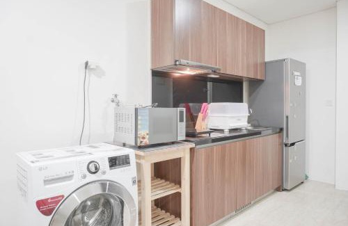 Pancoran Apartamento | Nice and Elegant 1BR at L'avenue Pancoran Apartment By Travelio