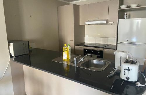 Mount Albert Apartamento | Nice and tidy 3 bedrooms apartment, free parking
