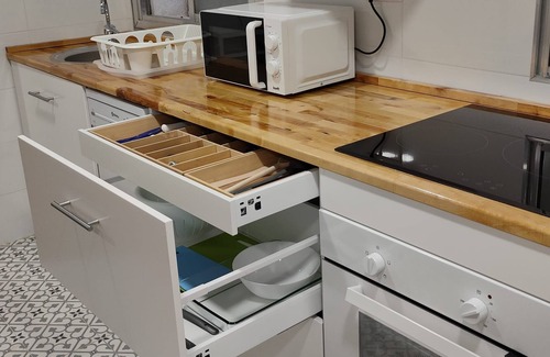 Pradolongo Condominio | Amplio y bien comunicado apartamento en Madrid