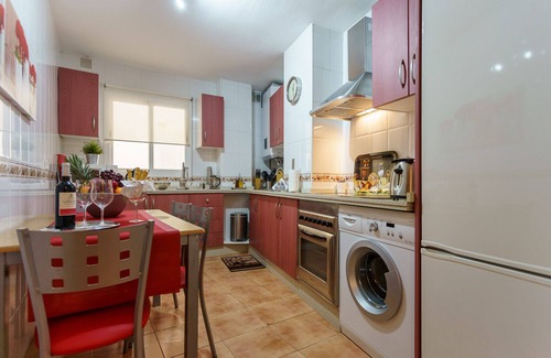 Torre de Benagalbon Apartamento | Bonito Apartamento Junto al Mar