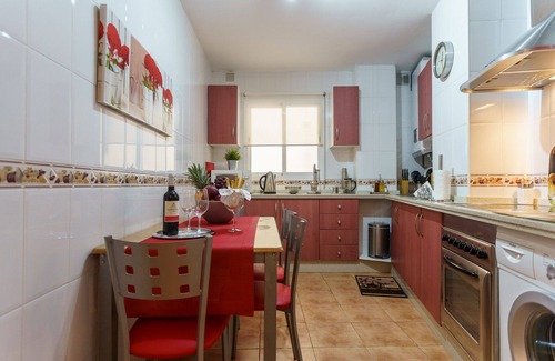 Torre de Benagalbon Apartamento | Bonito Apartamento Junto al Mar