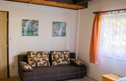 Hradec Kralove Casa | Nice apartment in villa for 12 guests with WIFI, TV, patio, pets allowed and parking