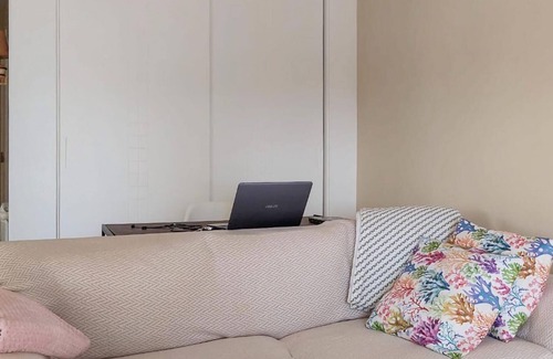 Puebla del Caraminal Apartamento | Nice apartment in A Pobra do Caramiñal with WiFi