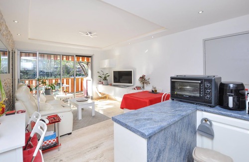 Mandelieu-La-Napoule Apartamento | Bonito apartamento en.