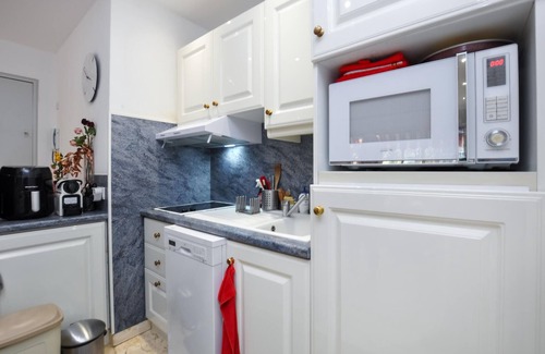 Mandelieu-La-Napoule Apartamento | Bonito apartamento en.