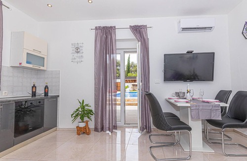 Sibenik Apartamento | Bonito apartamento en Dubrava, cerca de.