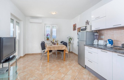 Sveti Vid-Miholjice Apartamento | Bonito apartamento en Sveti.