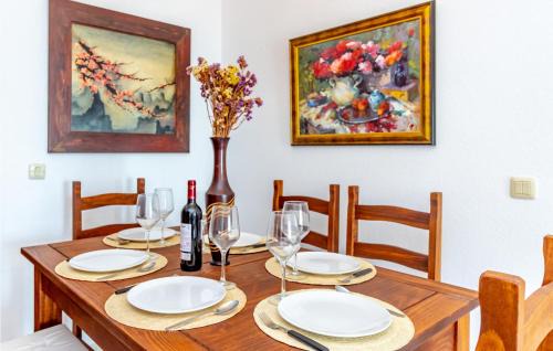 Rincón de la Victoria Apartamento | Nice Apartment In Rincón De La Victoria