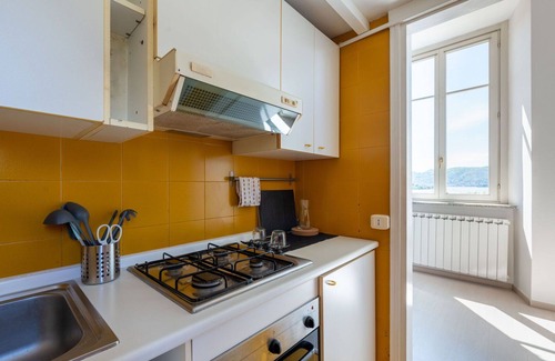 Suna Apartamento | Acogedor apartamento para 4 personas con WIFI, TV y aparcamiento