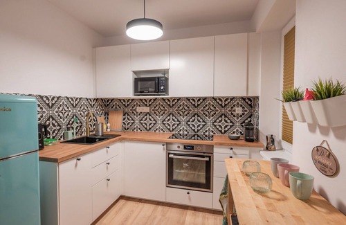 Jachymov Apartamento | Acogedor apartamento para 4 personas con WIFI, TV, mascotas permitida y aparcamiento