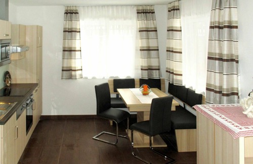 Gries Apartamento | Acogedor apartamento para 4 personas con WIFI, TV, terraza y aparcamiento