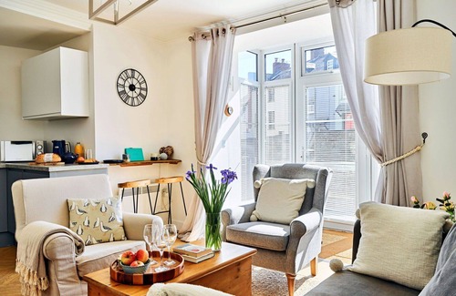Stratton Apartamento | Acogedor apartamento para 4 personas con WIFI, mascotas permitida y aparcamiento