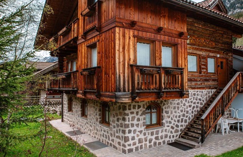Fontanazzo Apartamento | Precioso apartamento para 6 personas con WIFI, TV, balcón y aparcamiento