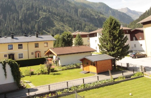 Bockstein Apartamento | Acogedor apartamento para 4 personas con TV, balcón y aparcamiento