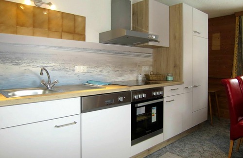 Unterlaengenfeld Apartamento | Maravillosa casa de vacaciones para 10 personas con WIFI, TV, balcón y aparcamiento