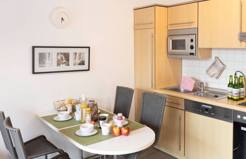 Lubmin Apartamento | Hermoso apartamento para 4 personas con WIFI, TV, balcón y aparcamiento
